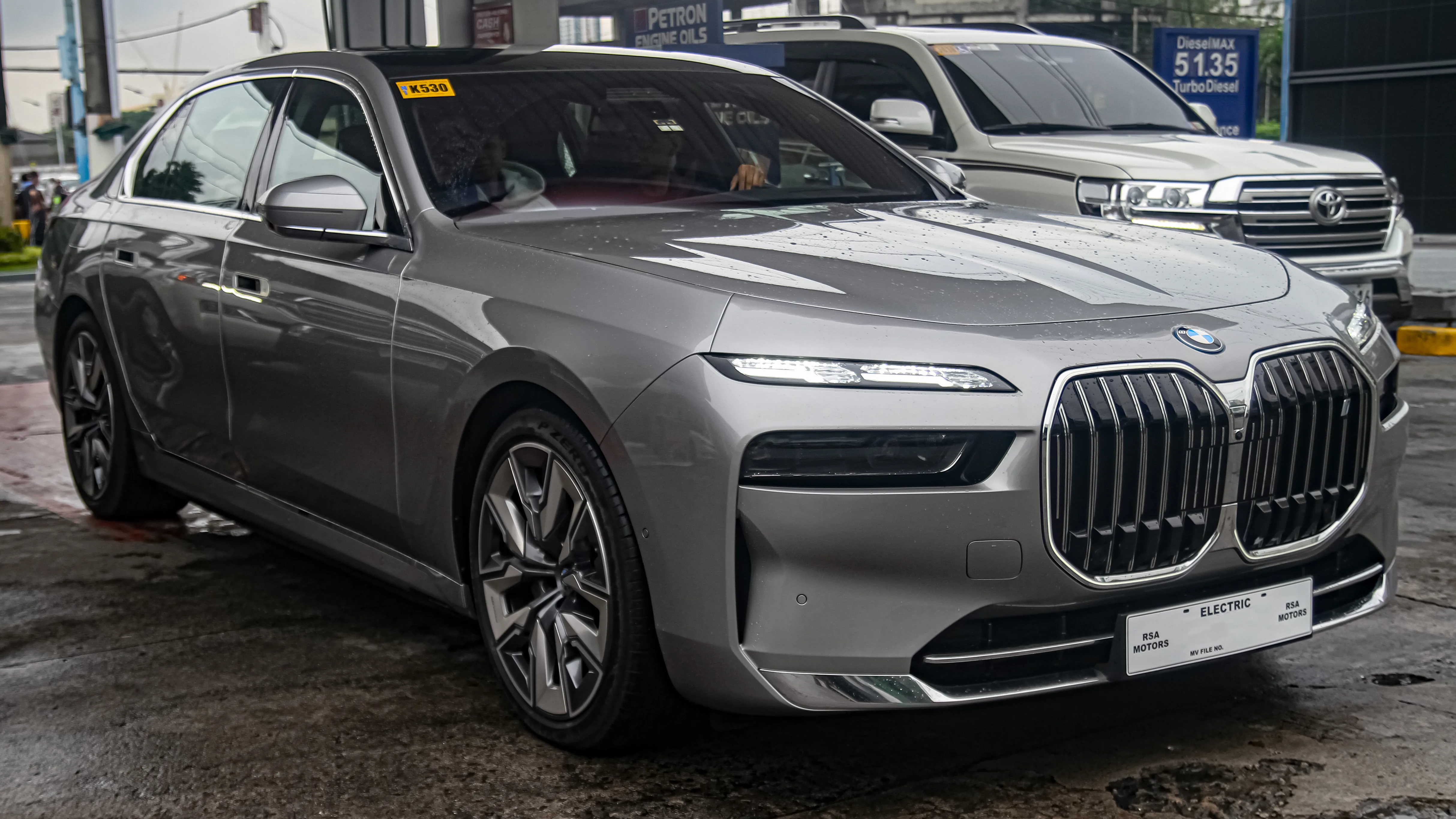 Facelift (FL 2024 update + M70 xDrive)