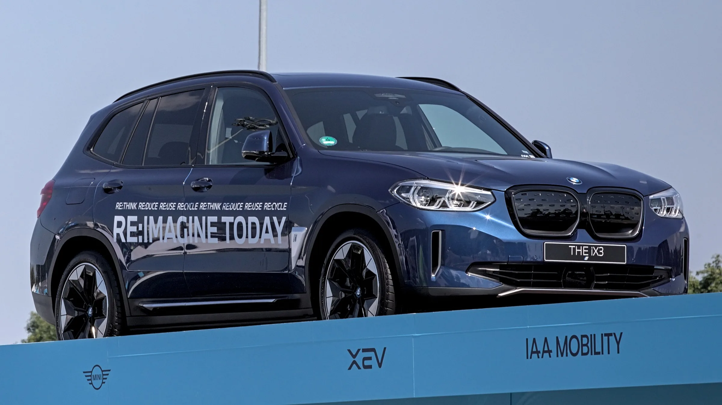 BMW iX3
