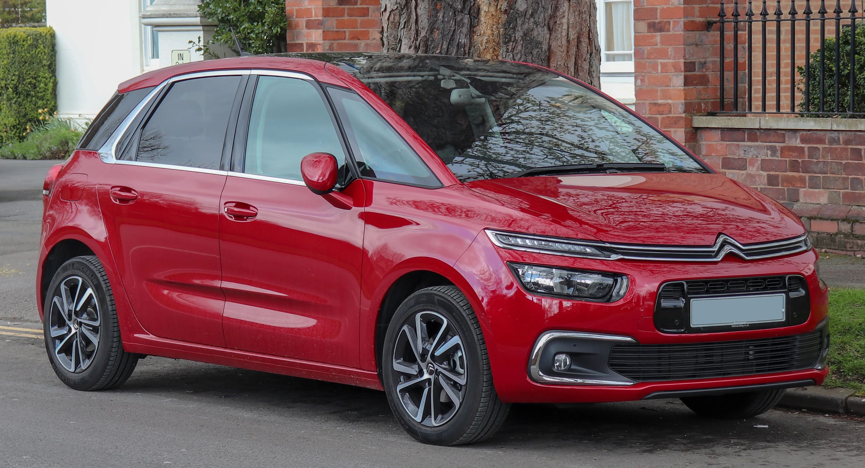 Facelift FL 2016 (12' ekran)