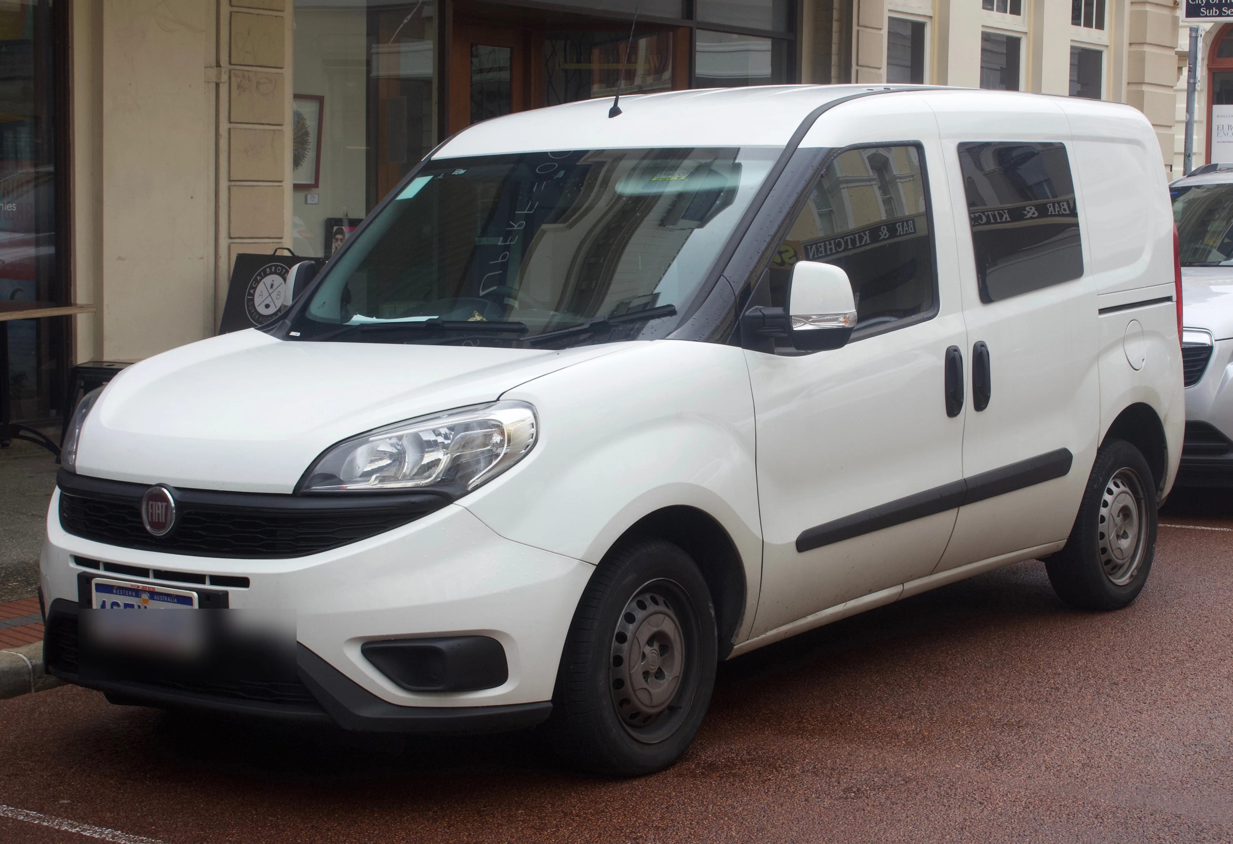 Facelift (2015-2022)