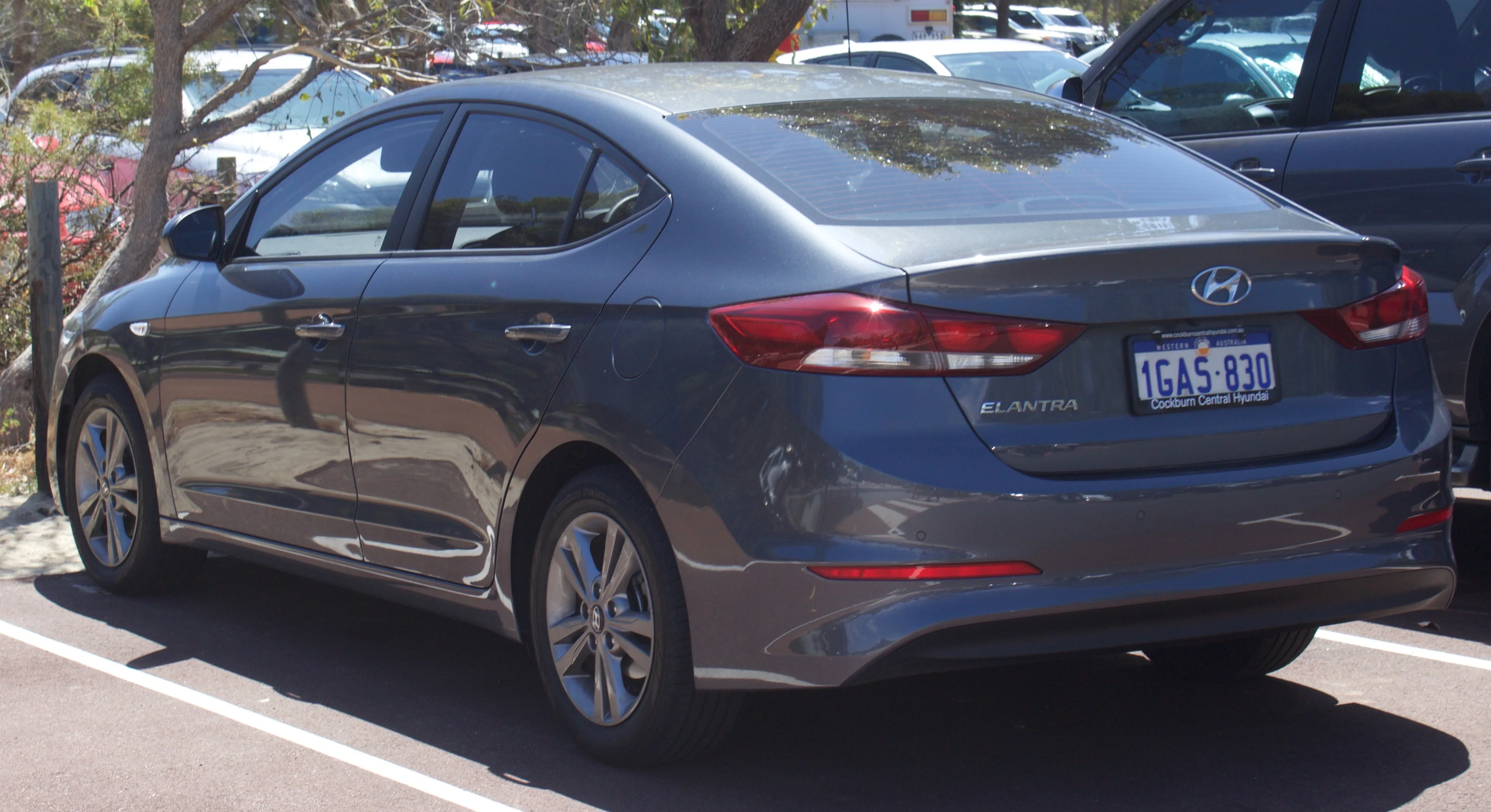 Hyundai Elantra AD