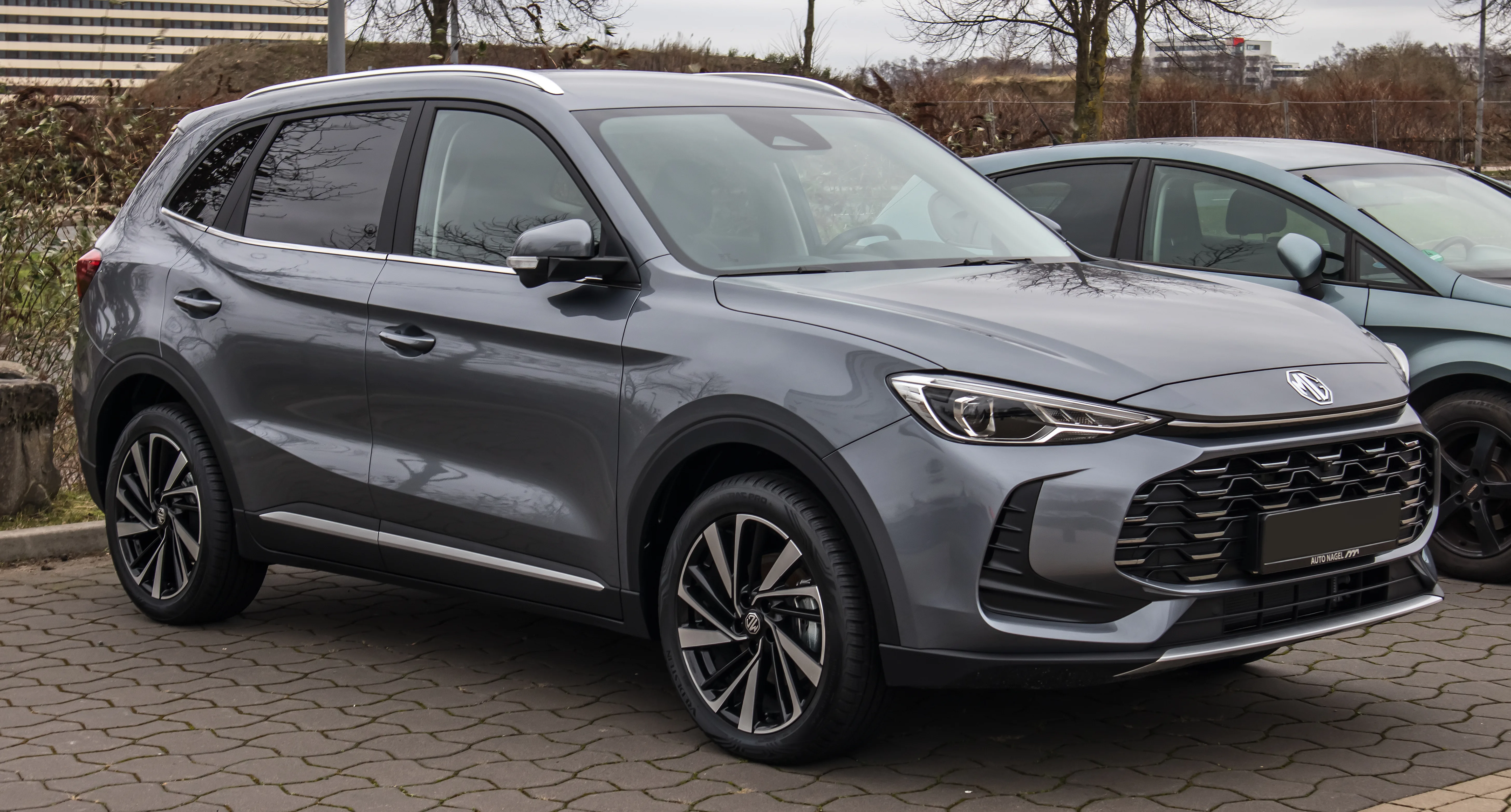 MG ZS II / ZS32 (2024-obecnie) — Hybrid+ i benzyna