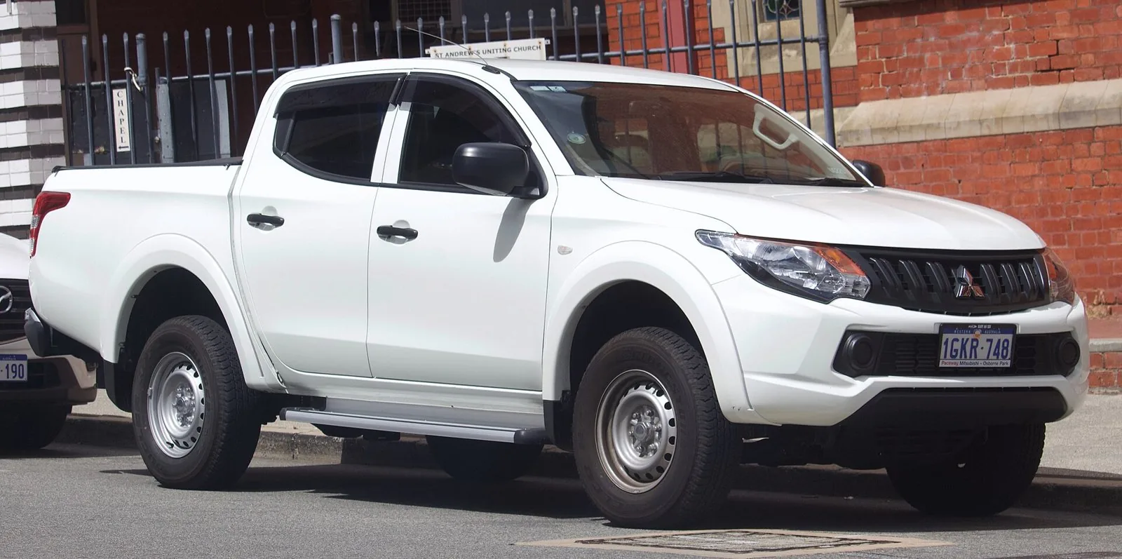 L200 IV facelift (KB, 2010-2015)