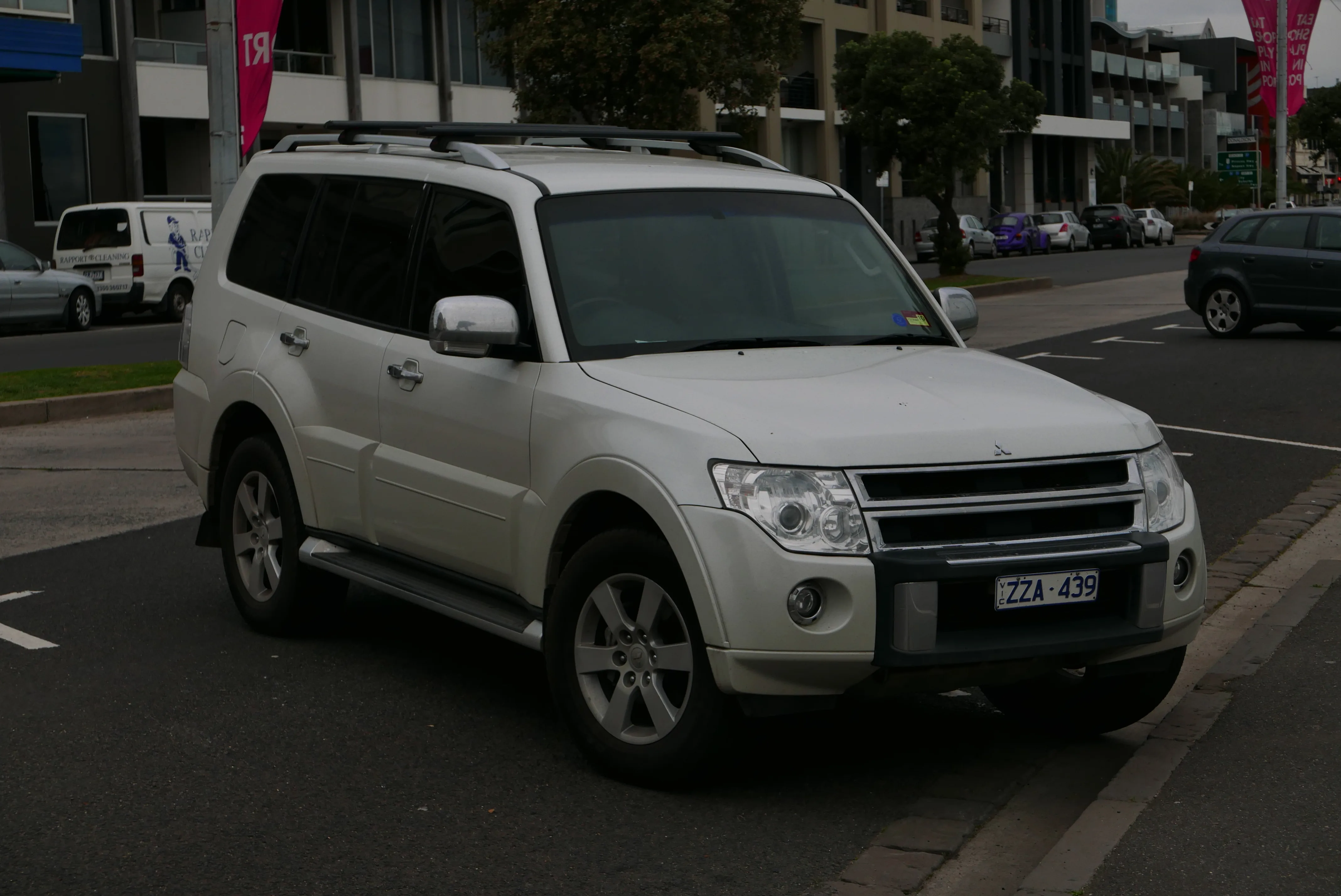 Mitsubishi Pajero IV
