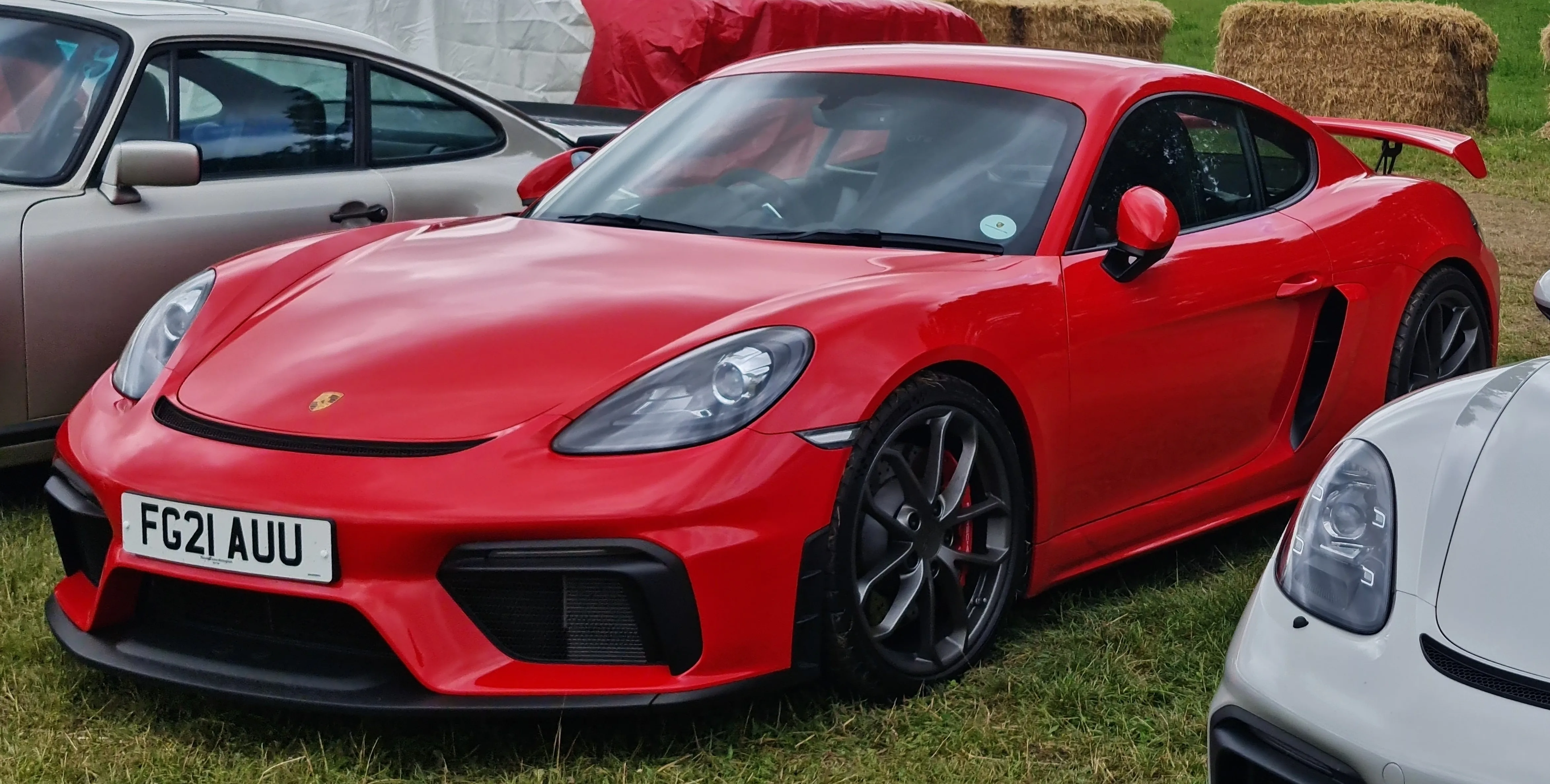 982.2 — facelift, powrót silników bokser-6 w GTS/GT4 (2020-2025)