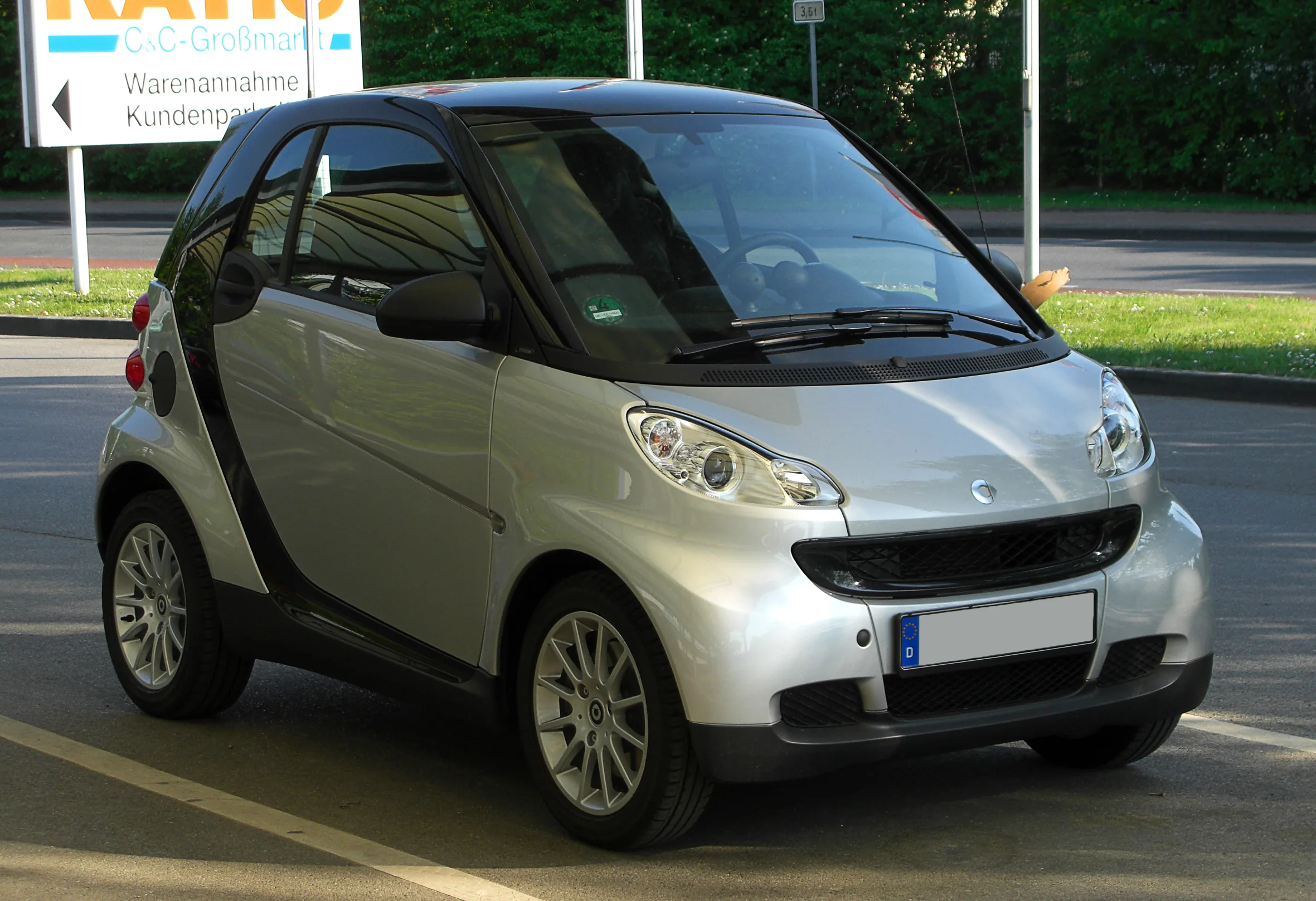 Facelift (shark nose, MHD)