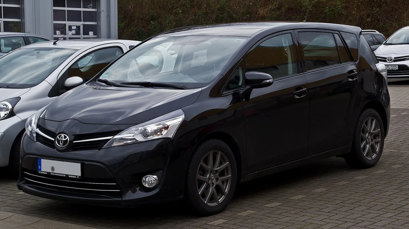 Facelift (2013-2018)
