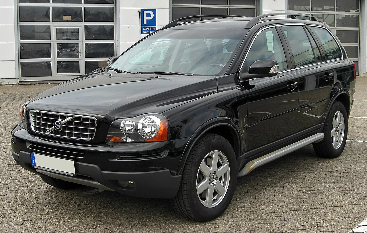 Volvo XC90 I
